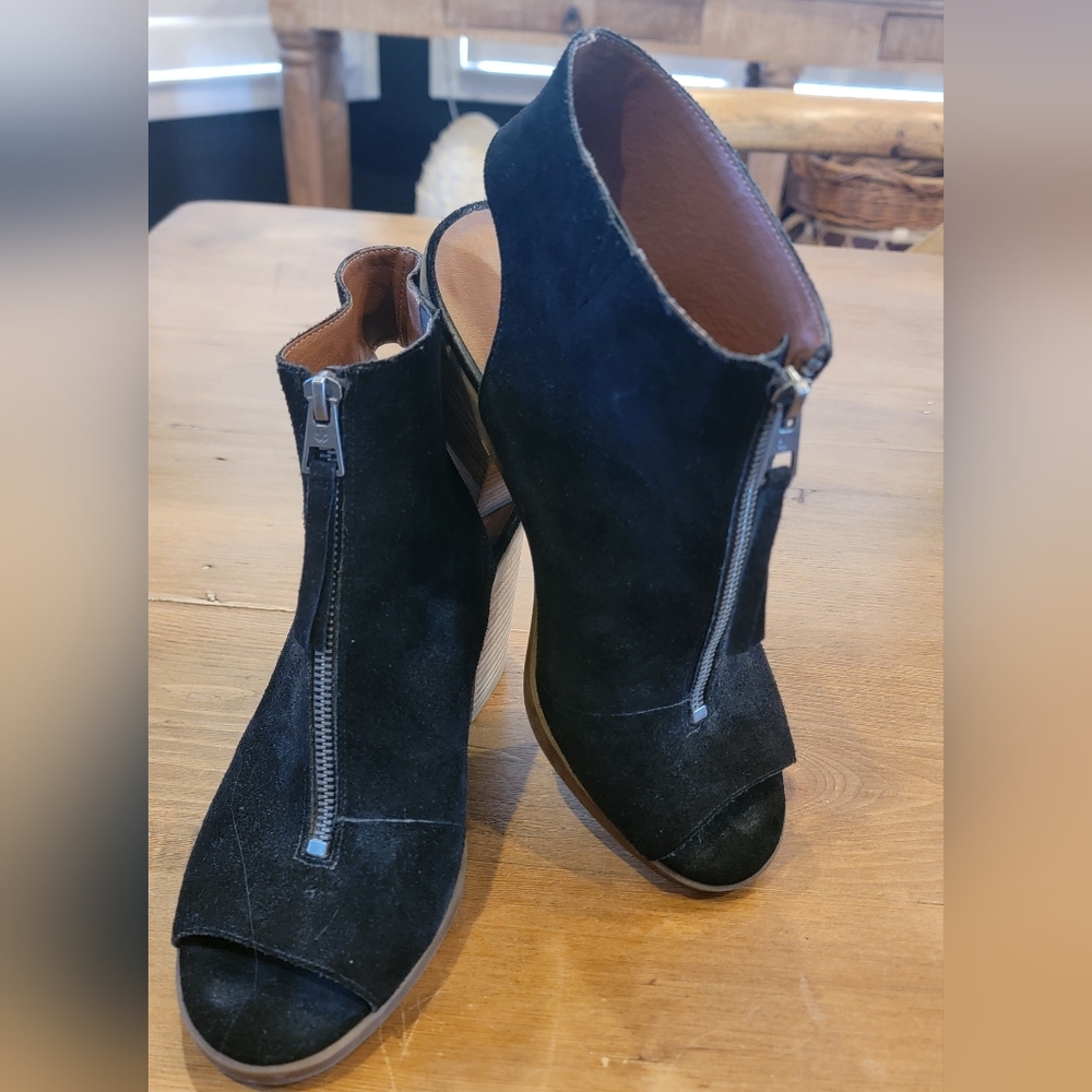 Lucky Brand Black Ankle Booties -"Obaha"